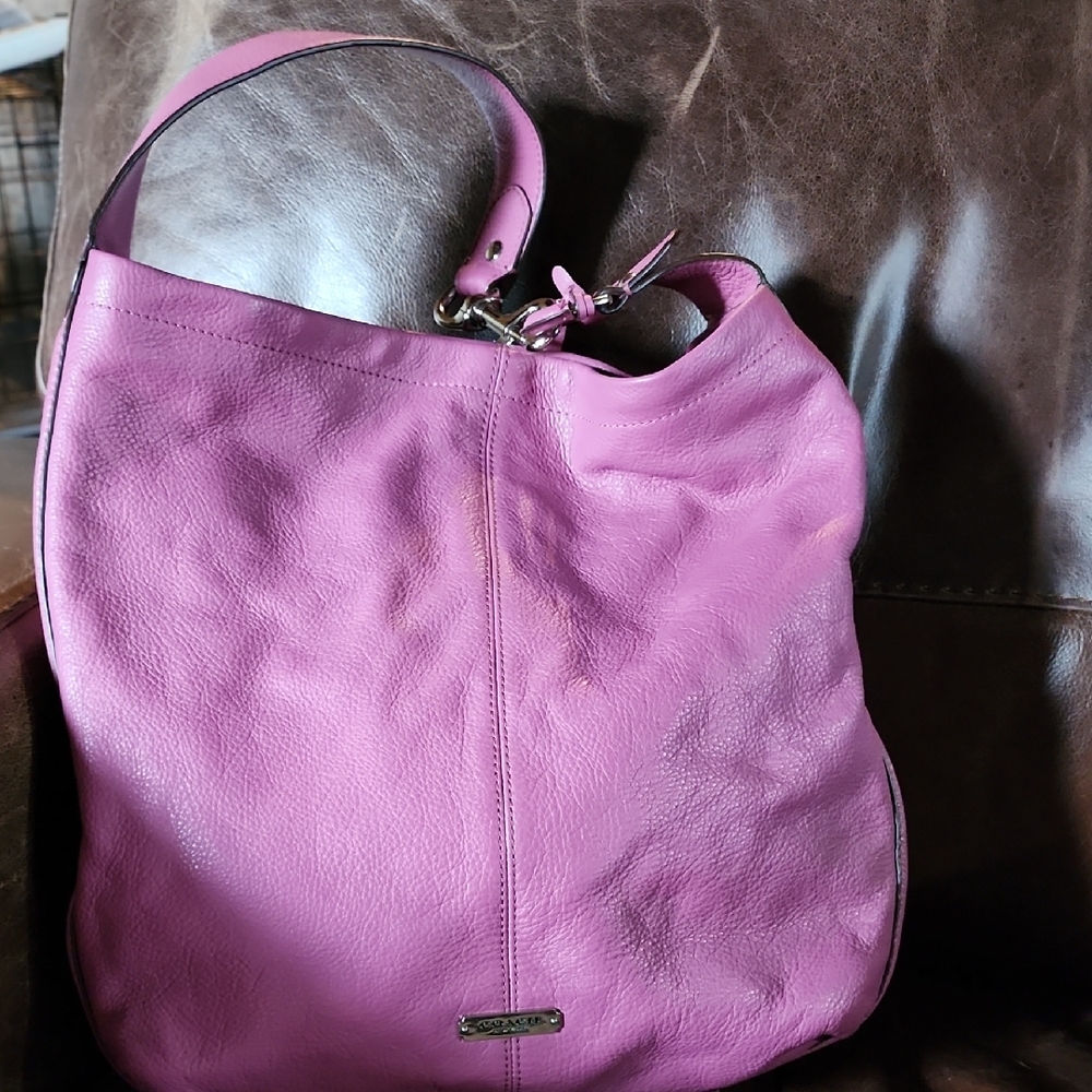 Elegant Purple Leather Shoulder Bag